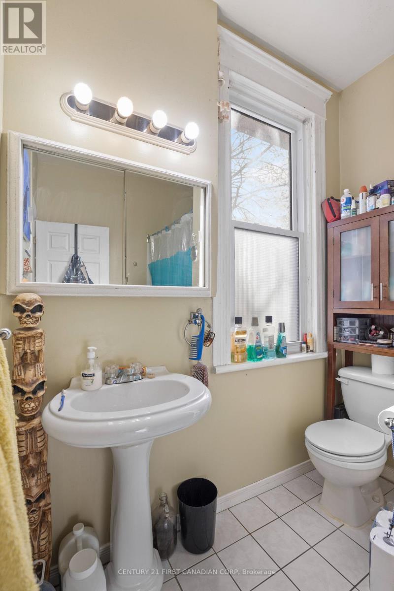 551 Adelaide Street N, London East, Ontario  N6B 3J6 - Photo 15 - X13029774