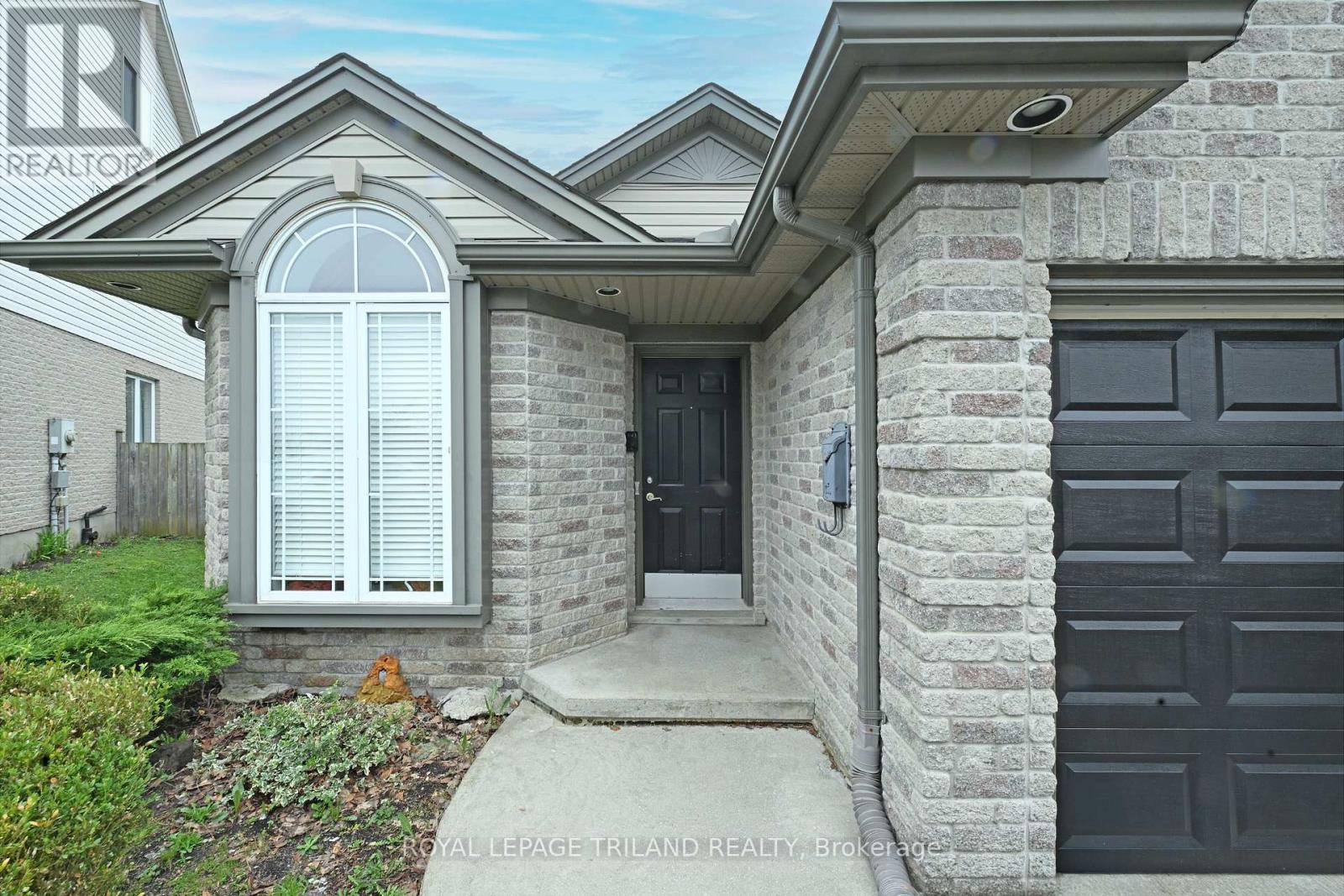 803 Sandcherry Street, London North, Ontario  N6H 5T9 - Photo 2 - X13029862