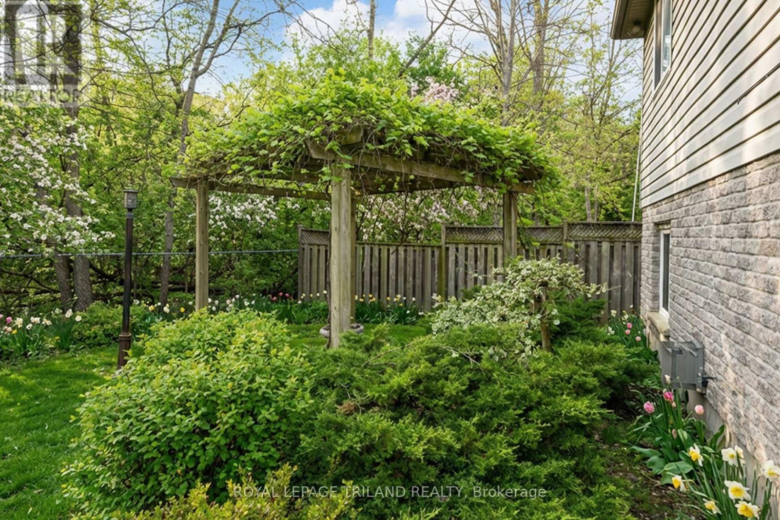 803 Sandcherry Street, London North, Ontario  N6H 5T9 - Photo 21 - X13029862