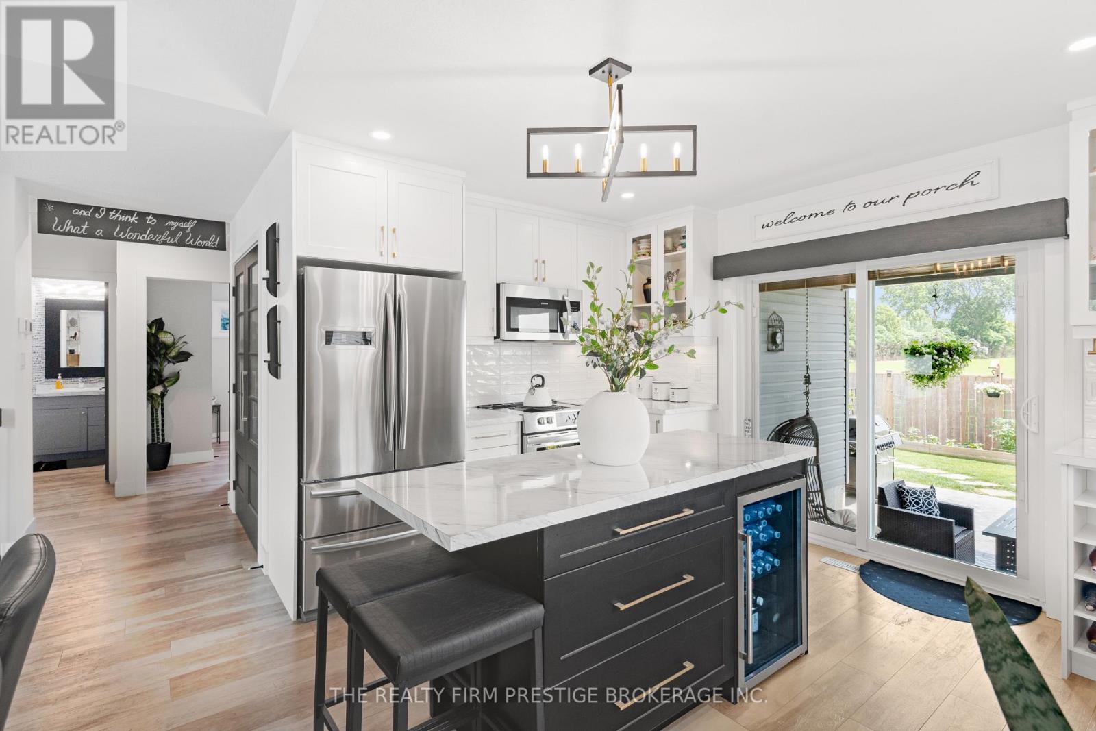 247 South Street S, Southwest Middlesex, Ontario  N0L 1M0 - Photo 10 - X13029886