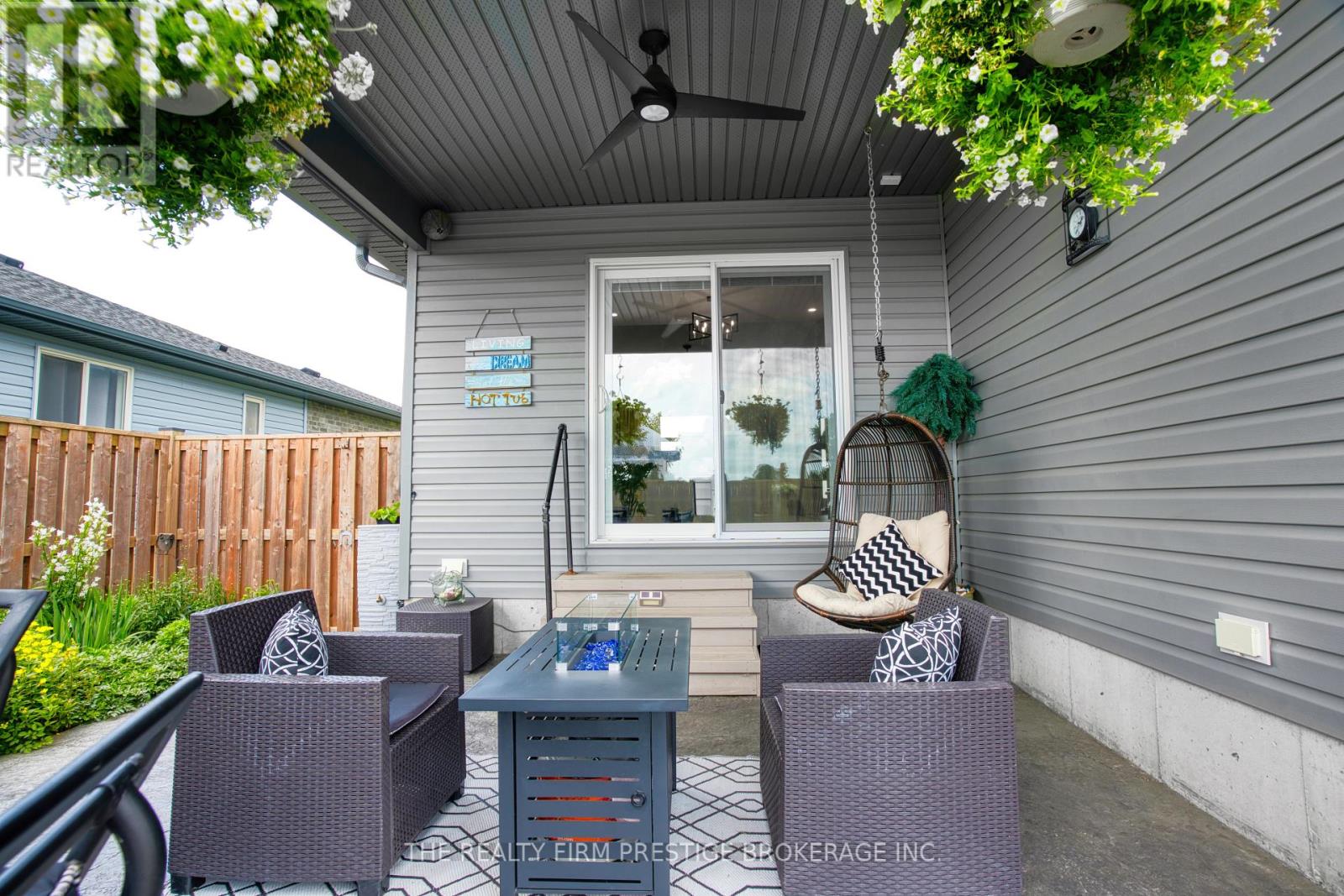 247 South Street S, Southwest Middlesex, Ontario  N0L 1M0 - Photo 26 - X13029886