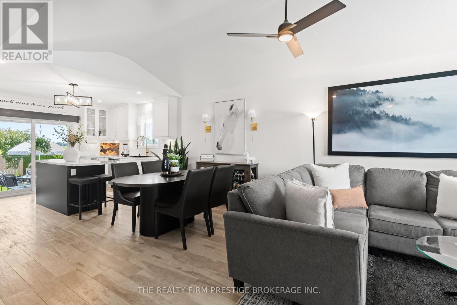 247 South Street S, Southwest Middlesex, Ontario  N0L 1M0 - Photo 6 - X13029886