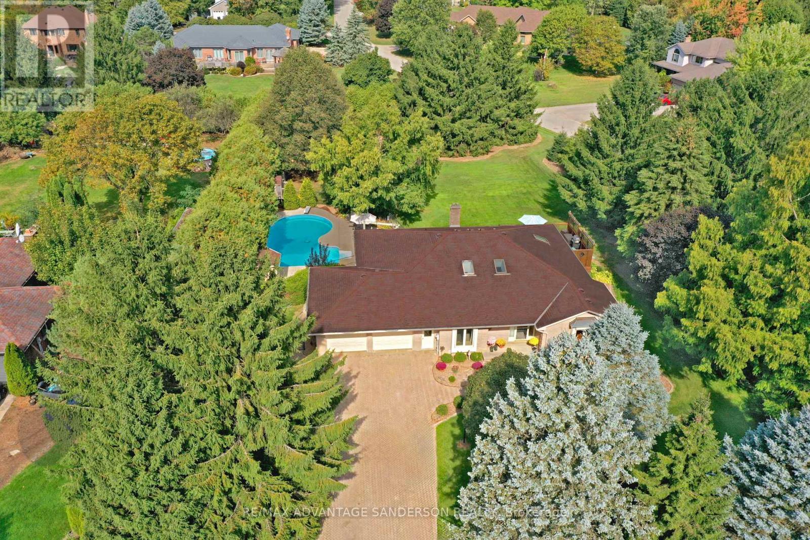 109 SALISBURY DRIVE, Middlesex Centre, Ontario