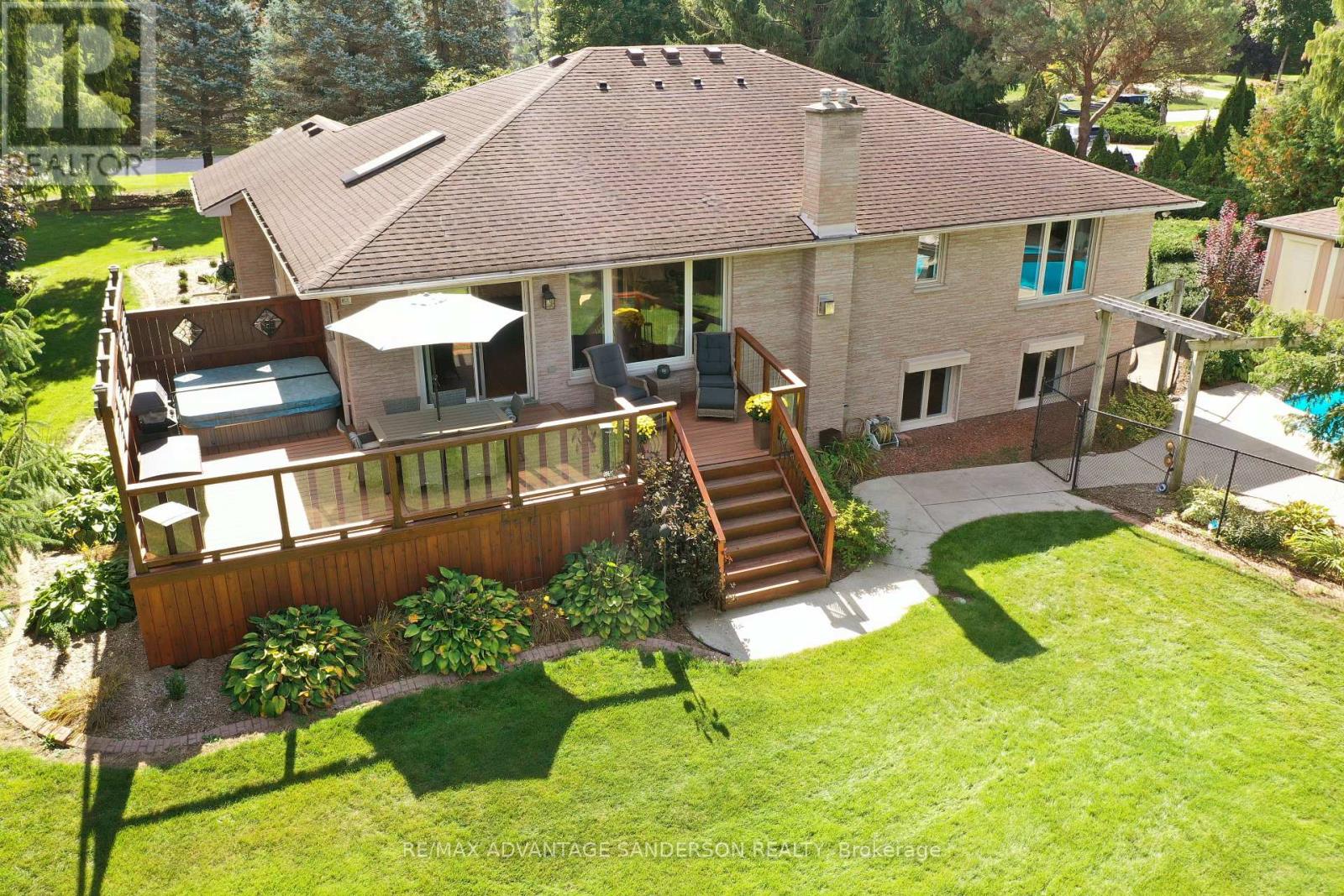 109 Salisbury Drive, Middlesex Centre, Ontario  N0M 1P0 - Photo 10 - X13029976