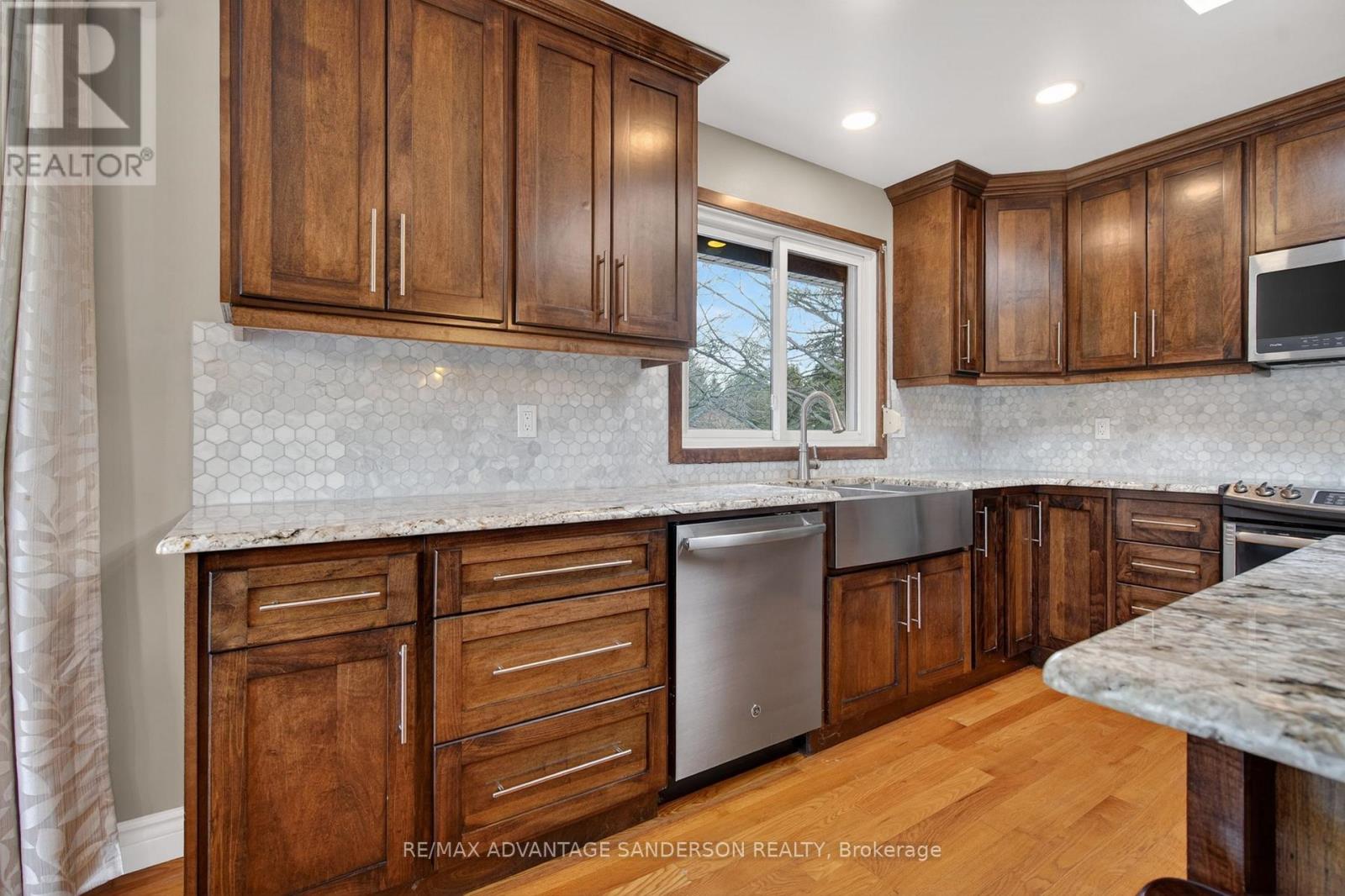 109 Salisbury Drive, Middlesex Centre, Ontario  N0M 1P0 - Photo 25 - X13029976