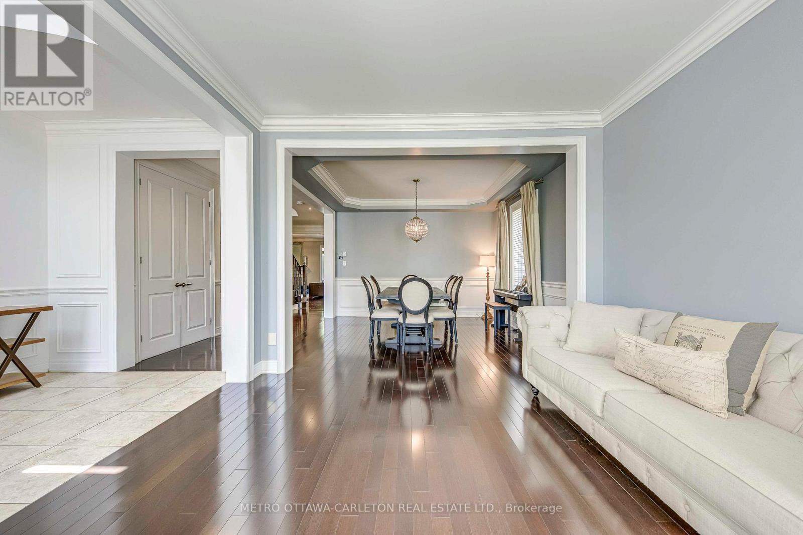 13 Franmar Road, Brampton, Ontario  L6X 0W3 - Photo 5 - W13030018