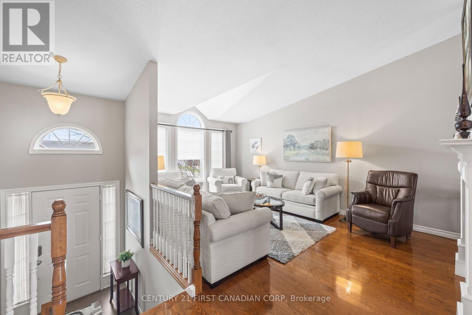 4 Oakwood Court, St. Marys, Ontario  N4X 1B3 - Photo 7 - X13029984