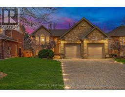 4 OAKWOOD COURT, St. Marys, Ontario