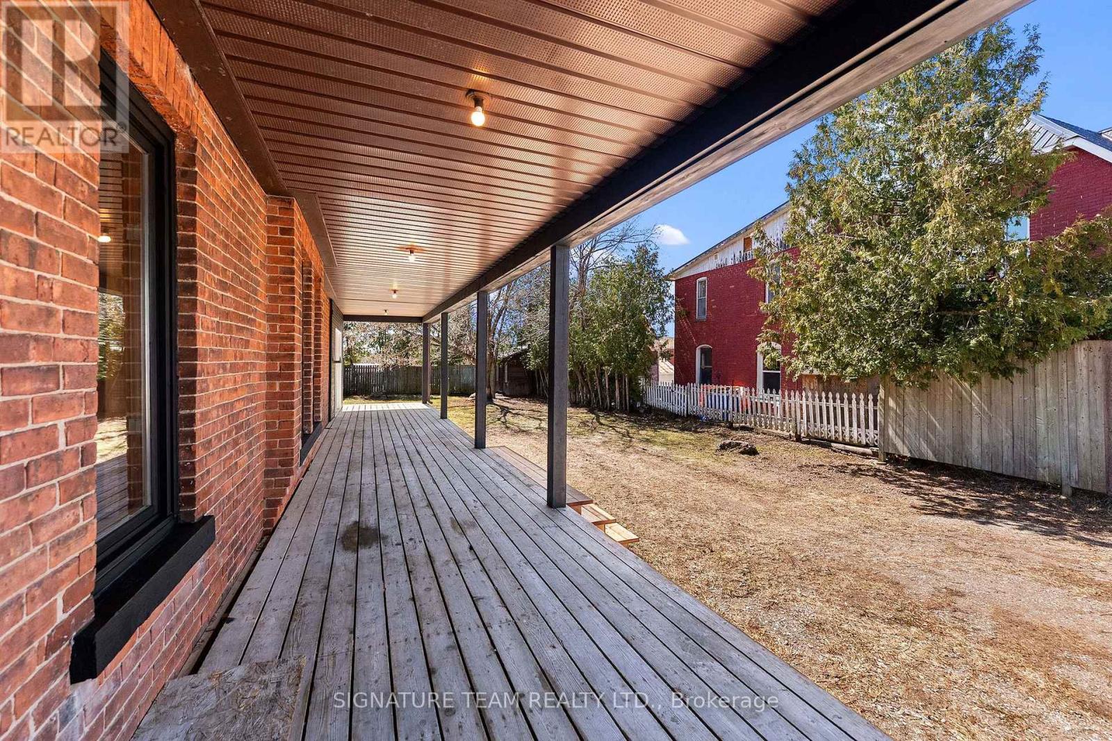 23 Main Street, Whitewater Region, Ontario  K0J 1K0 - Photo 35 - X13029798