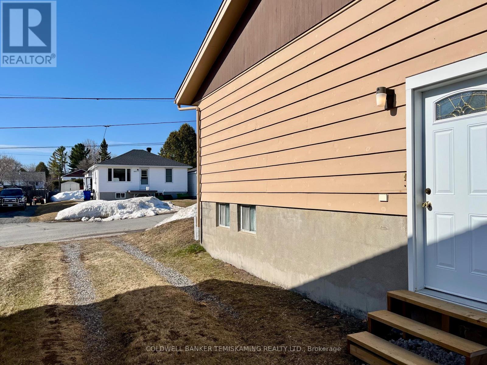 397 Russell Street, Temiskaming Shores, Ontario  P0J 1K0 - Photo 2 - T13030098