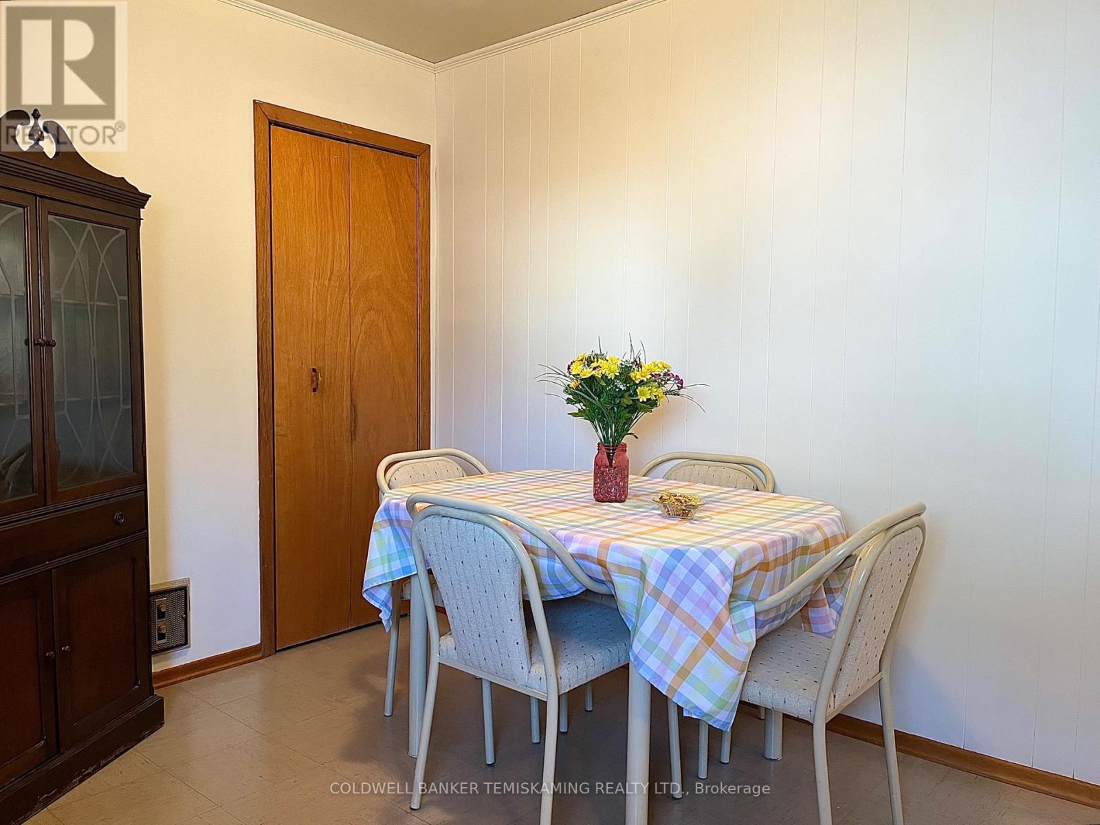 397 Russell Street, Temiskaming Shores, Ontario  P0J 1K0 - Photo 6 - T13030098