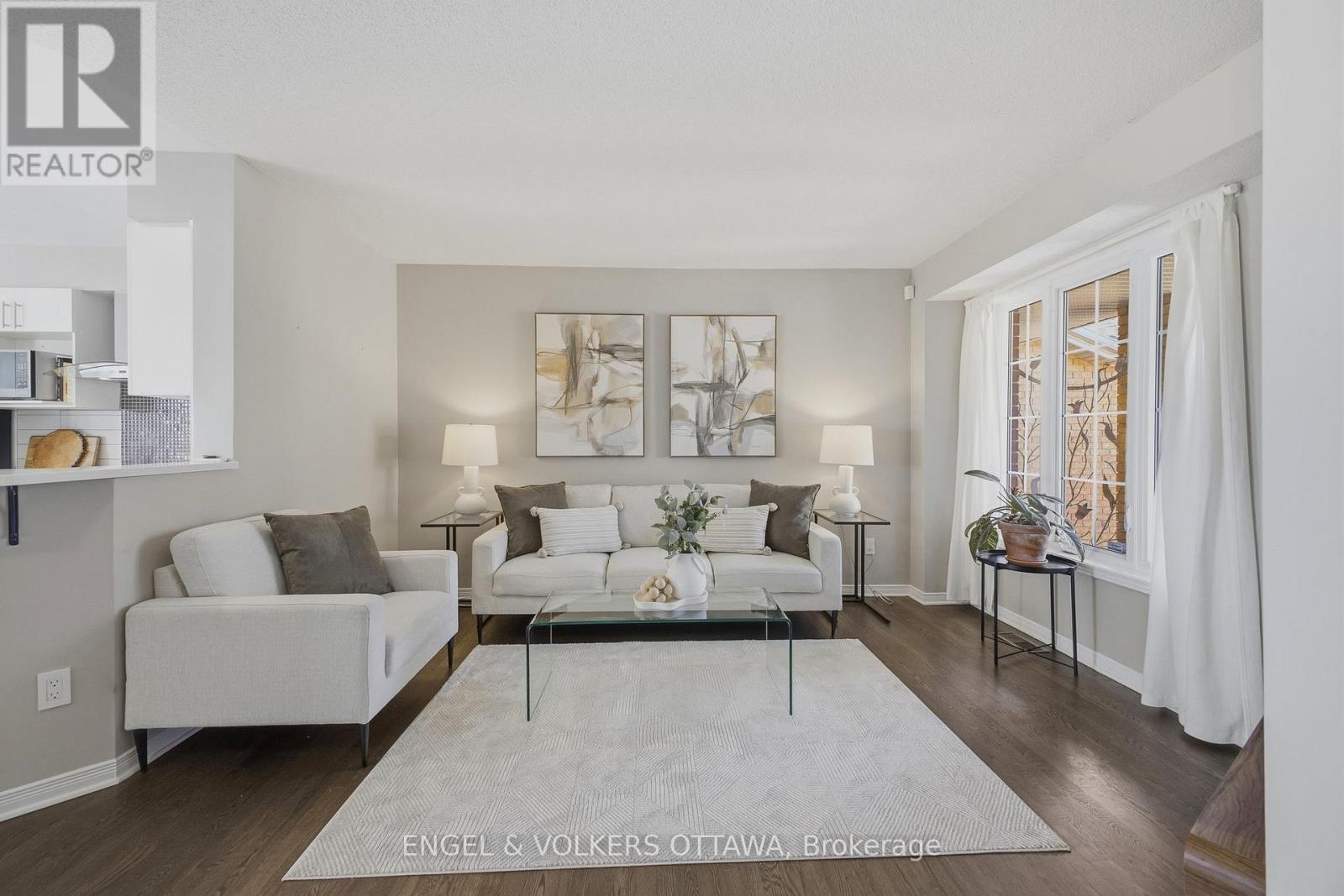 50 Carwood Circle, Ottawa, Ontario  K1K 4V4 - Photo 6 - X13029718