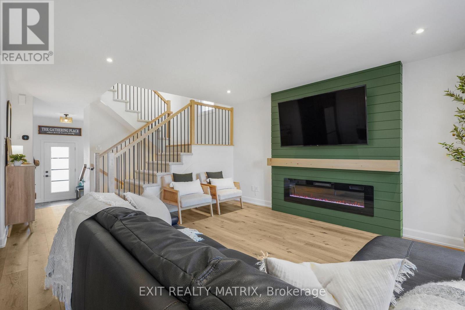 1200 Montblanc Crescent, Russell, Ontario  K0A 1W0 - Photo 10 - X13029974