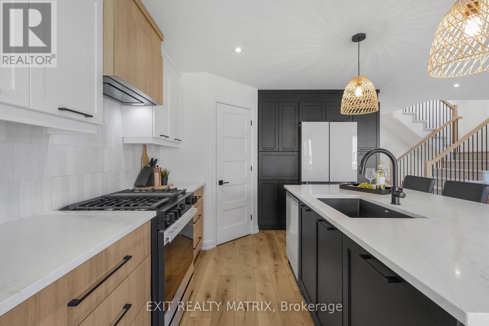 1200 Montblanc Crescent, Russell, Ontario  K0A 1W0 - Photo 13 - X13029974