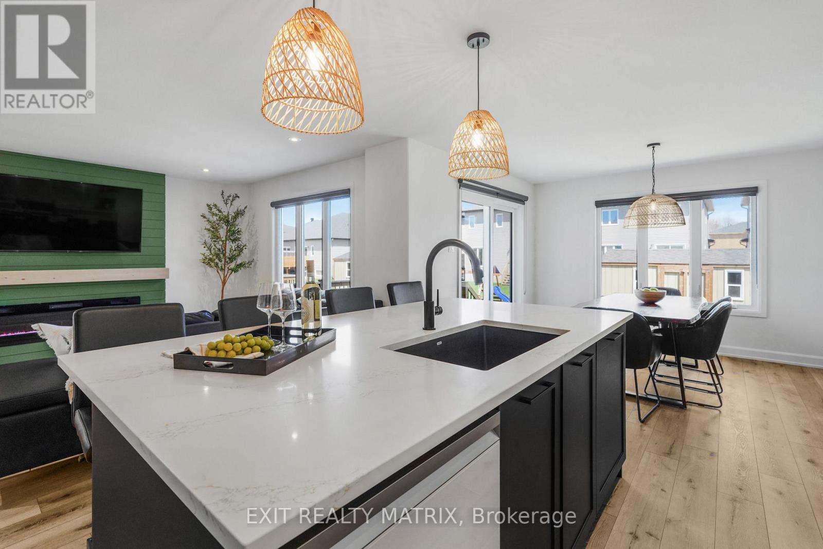 1200 Montblanc Crescent, Russell, Ontario  K0A 1W0 - Photo 15 - X13029974