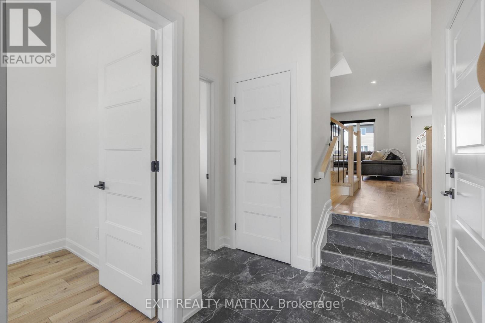 1200 Montblanc Crescent, Russell, Ontario  K0A 1W0 - Photo 6 - X13029974