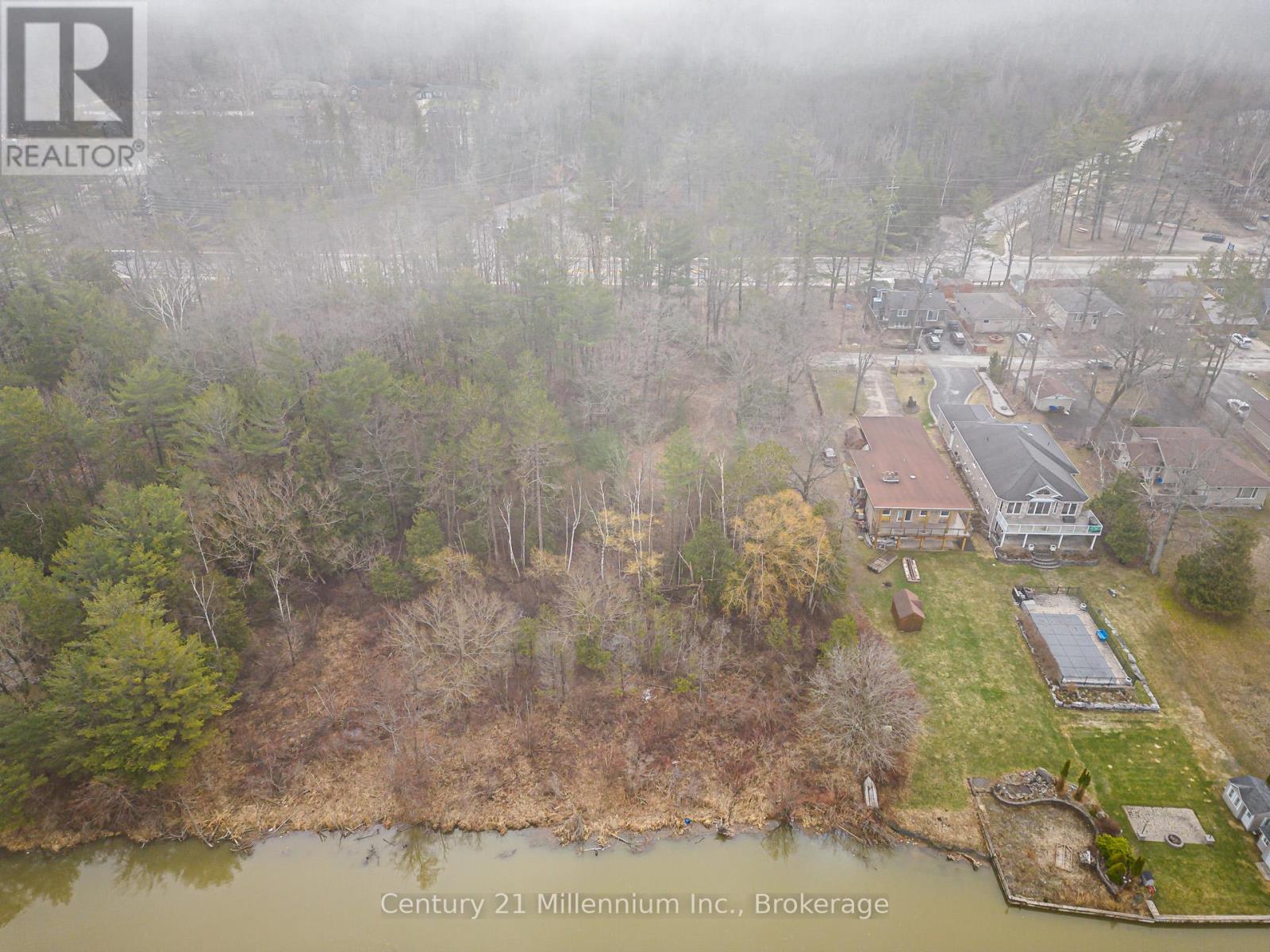 8 Poplar Street, Wasaga Beach, Ontario  L9Z 2X5 - Photo 30 - S13025998