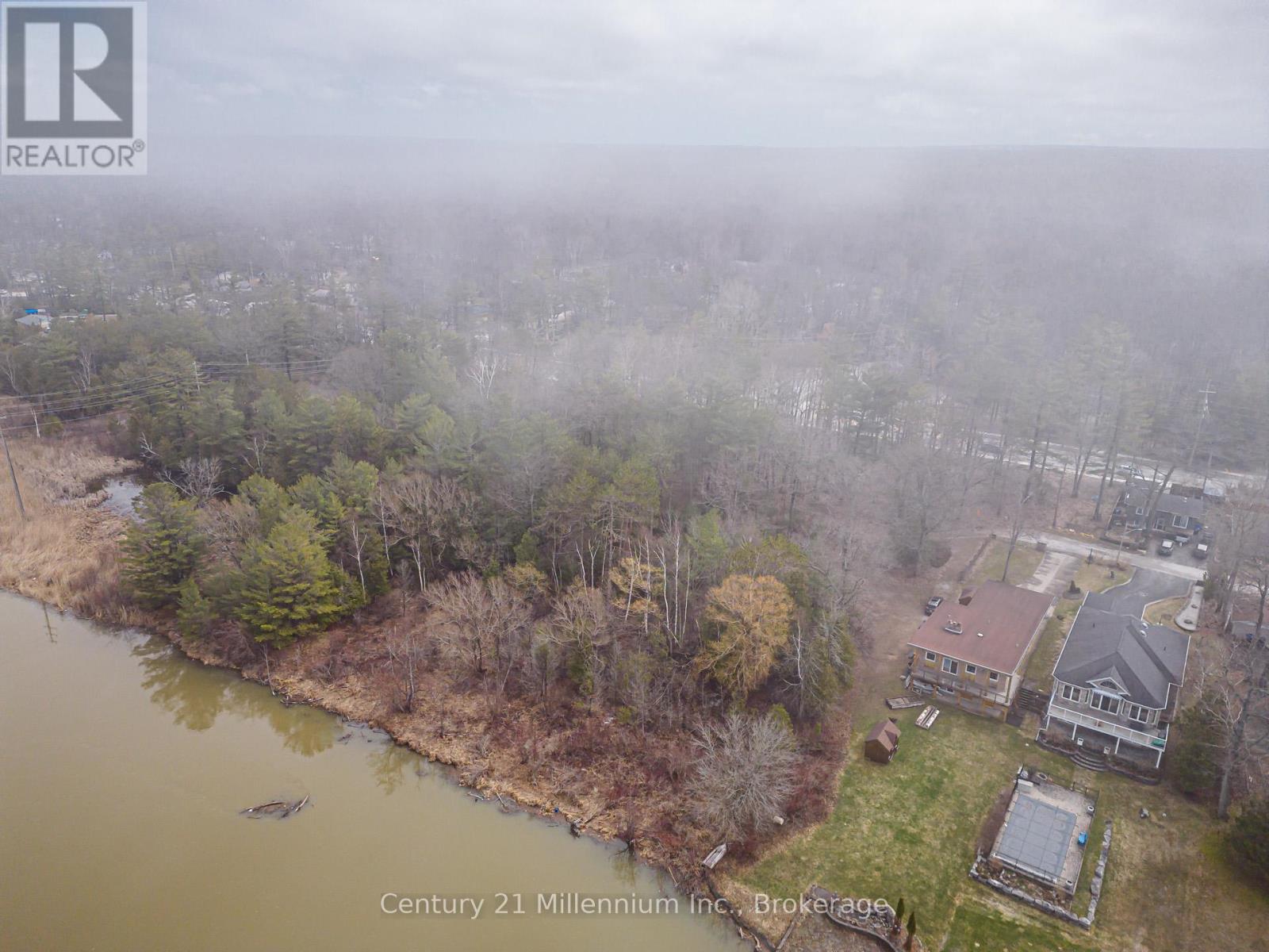 8 Poplar Street, Wasaga Beach, Ontario  L9Z 2X5 - Photo 34 - S13025998