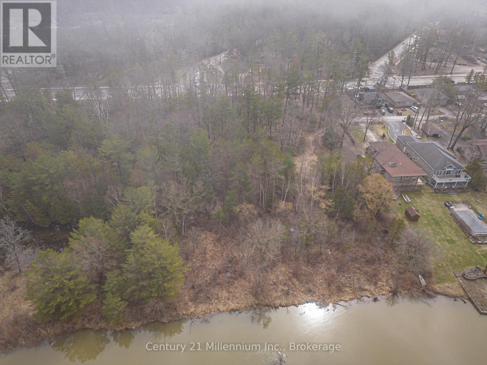 8 Poplar Street, Wasaga Beach, Ontario  L9Z 2X5 - Photo 36 - S13025998