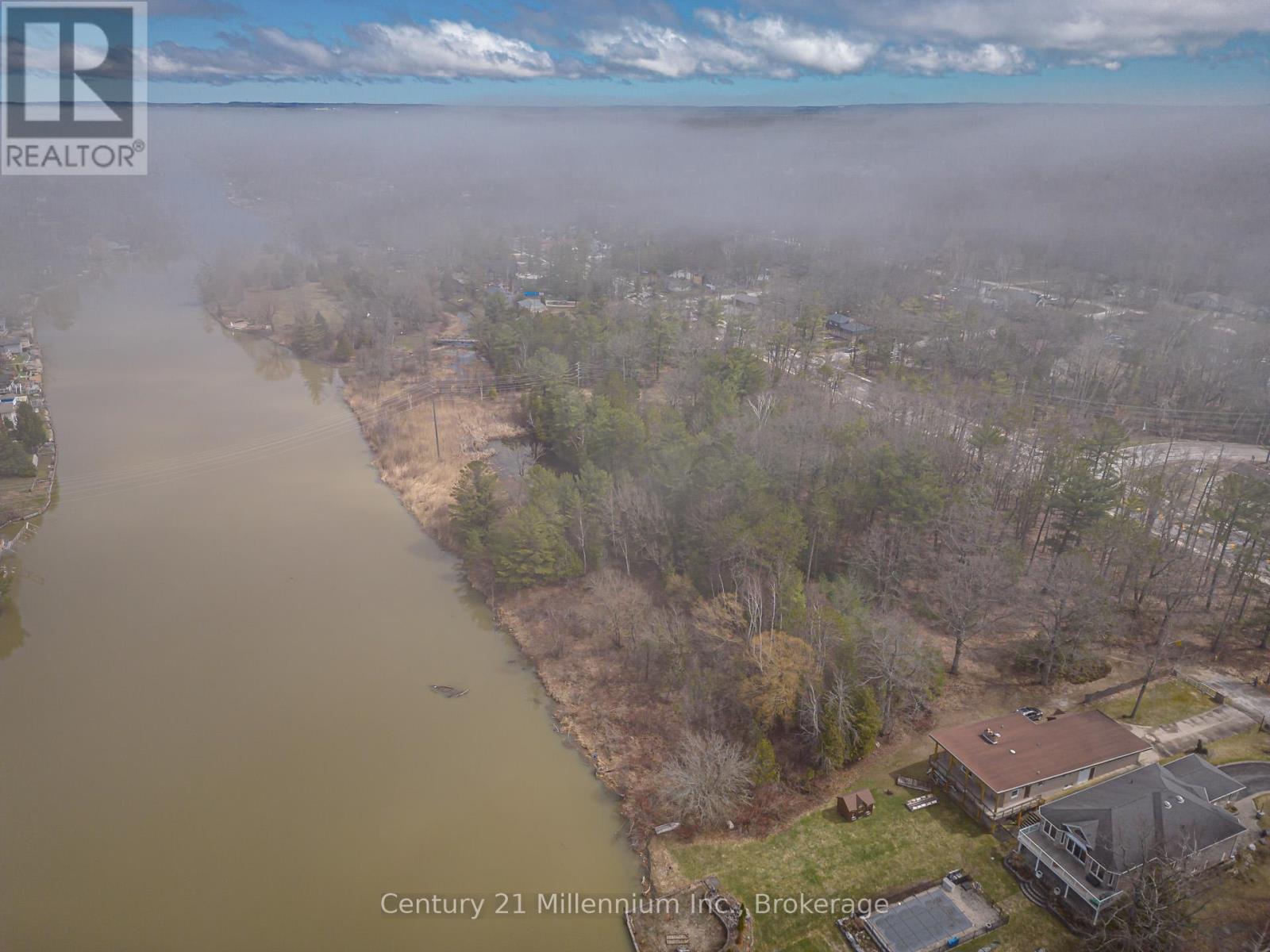 8 Poplar Street, Wasaga Beach, Ontario  L9Z 2X5 - Photo 40 - S13025998