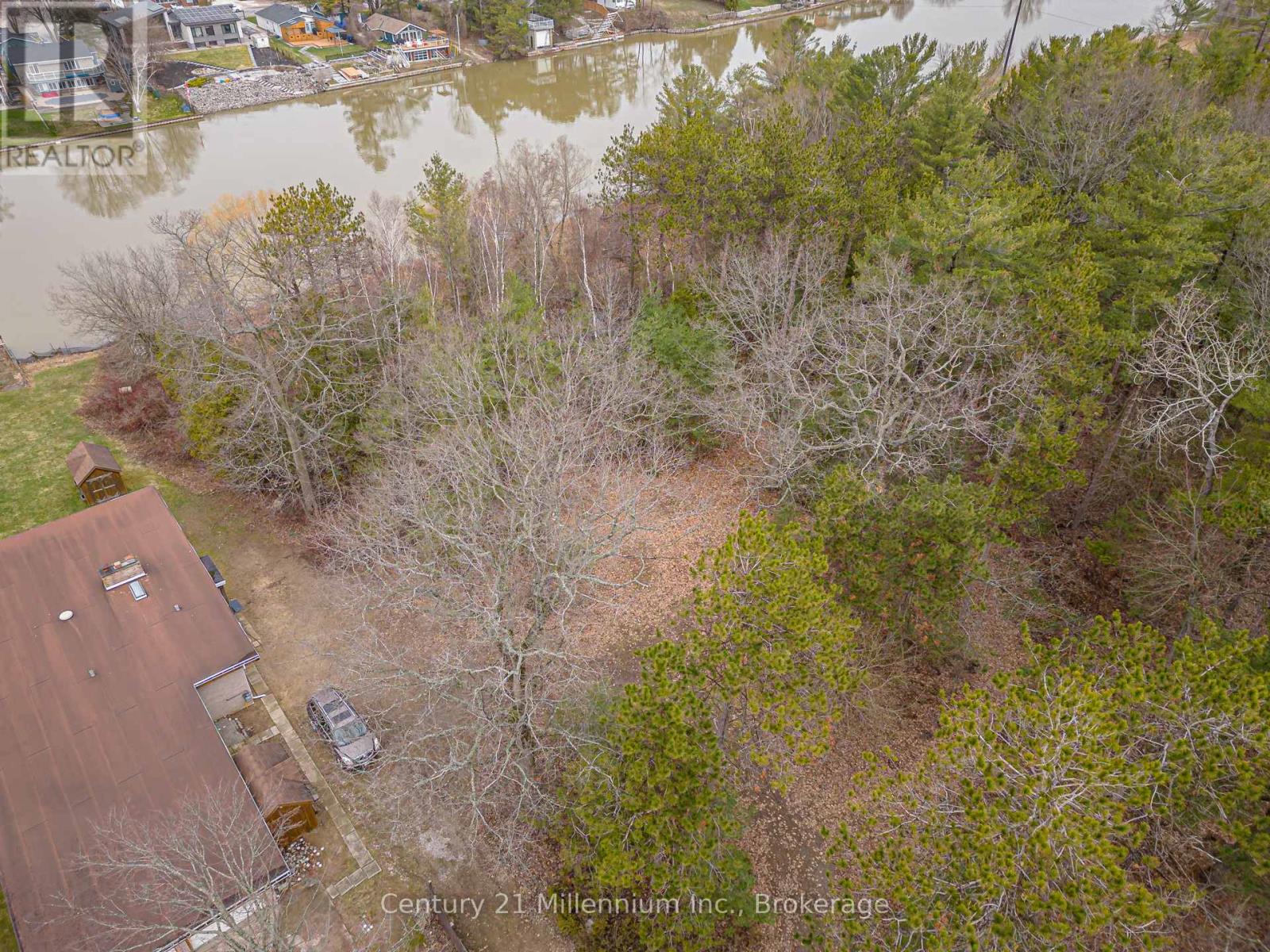 8 Poplar Street, Wasaga Beach, Ontario  L9Z 2X5 - Photo 49 - S13025998