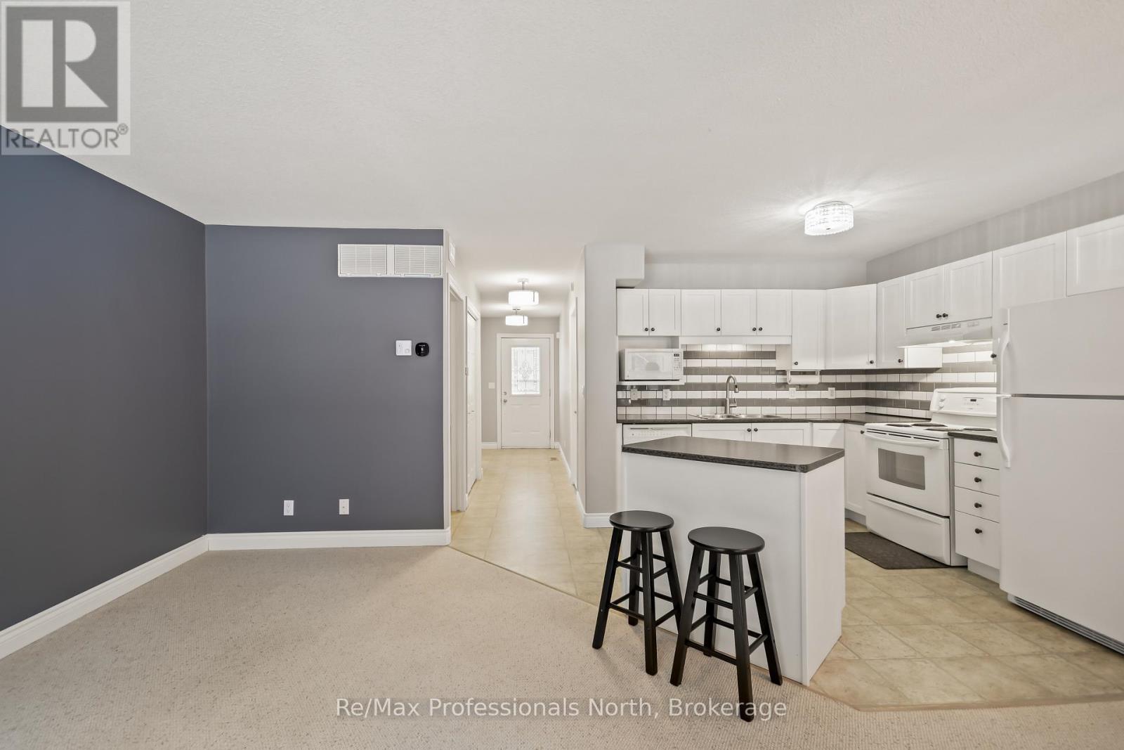 151 Pine Street, Bracebridge, Ontario  P1L 2H8 - Photo 13 - X12695566