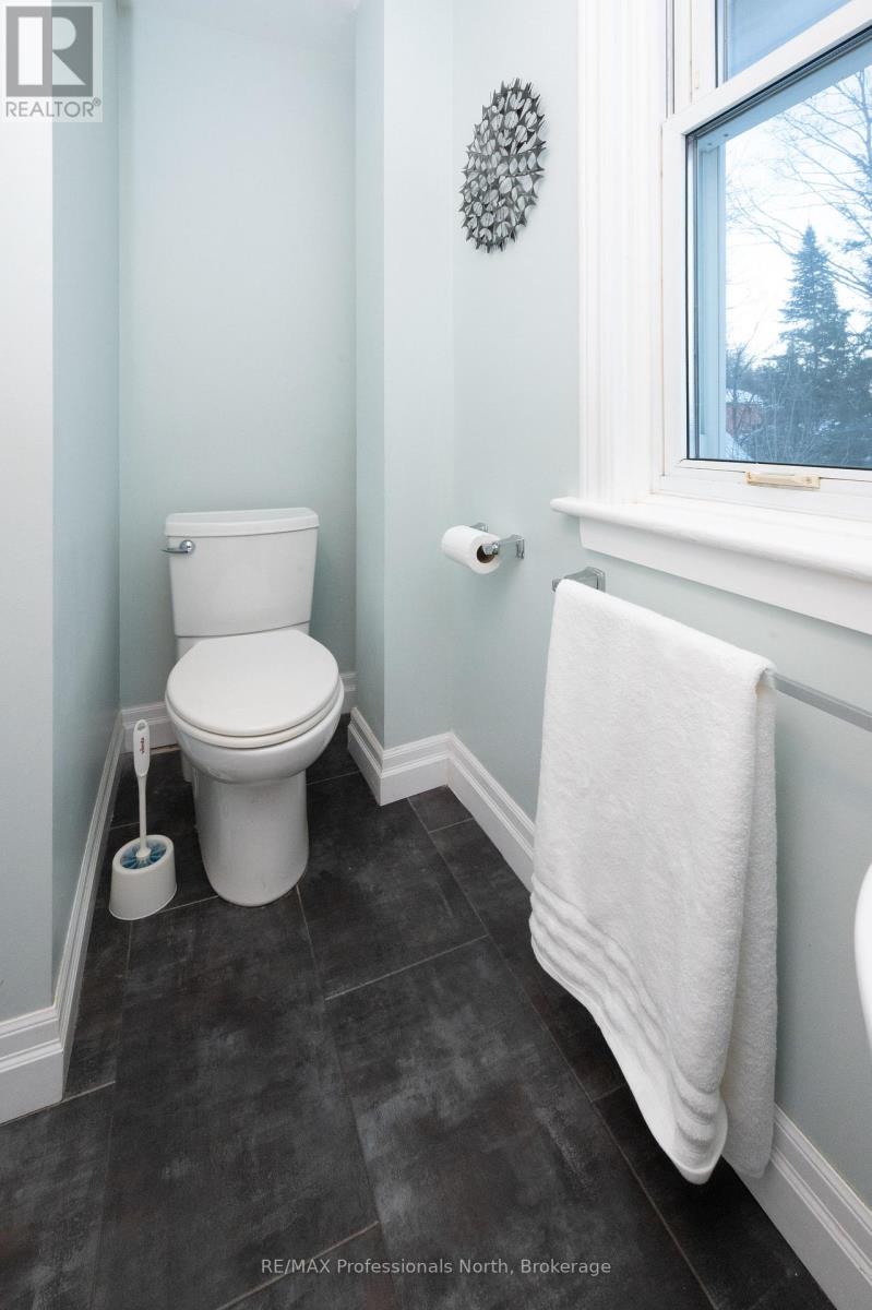 10 Florence Street W, Huntsville, Ontario  P1H 1T2 - Photo 14 - X12836470