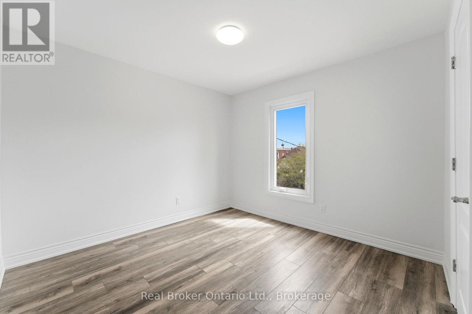 Upper - 167 Rosslyn Avenue N, Hamilton, Ontario  L8L 7P8 - Photo 24 - X13029904