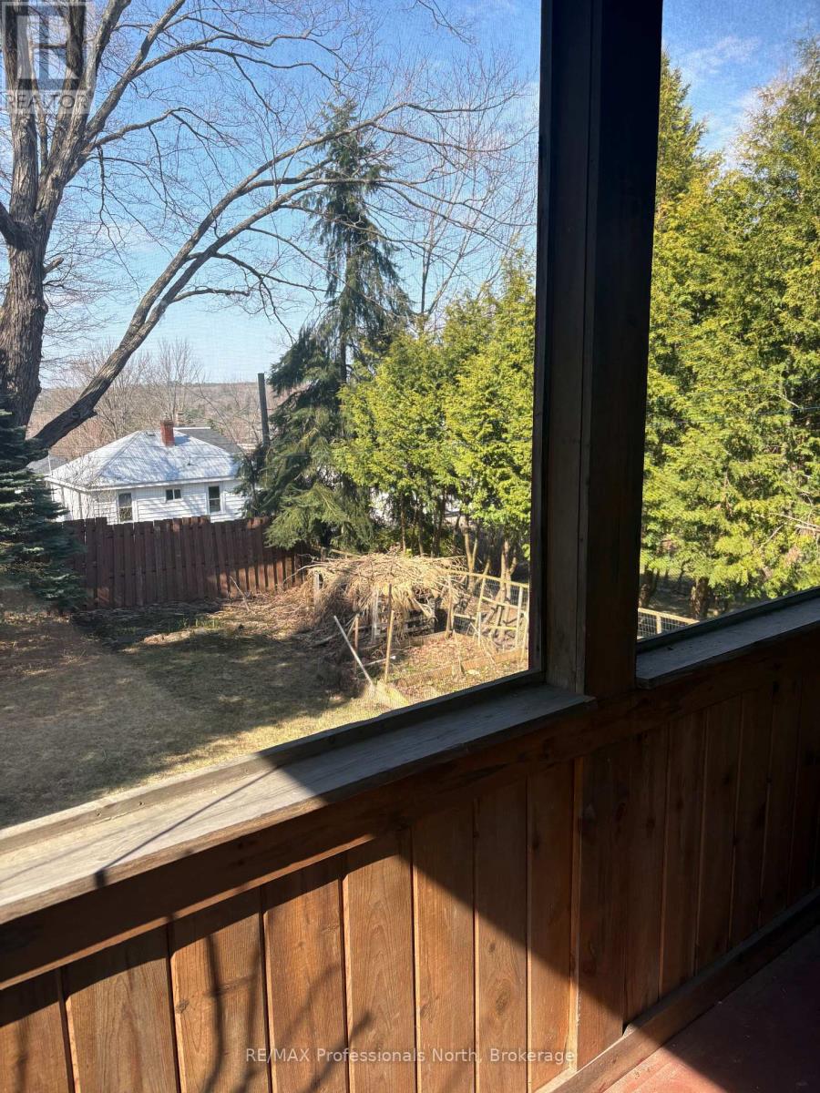 10 Florence Street W, Huntsville, Ontario  P1H 1T2 - Photo 23 - X12836470