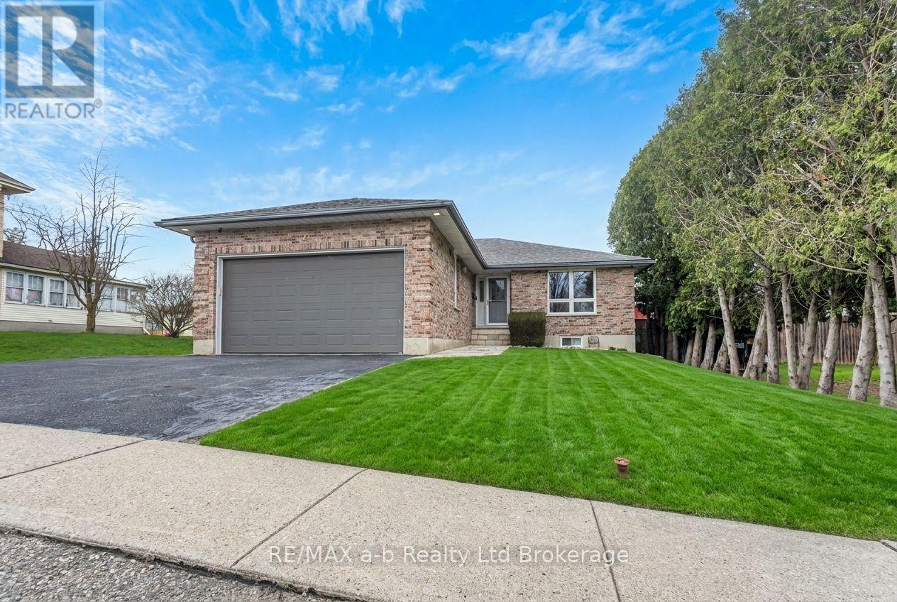 2 Palmer Street W, Norwich, Ontario  N0J 1P0 - Photo 2 - X13029950