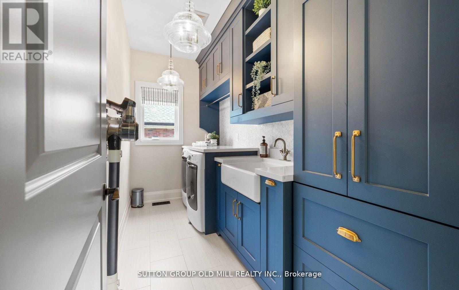 8 Cumberland Drive, Mississauga, Ontario  L5G 3M6 - Photo 28 - W13029484