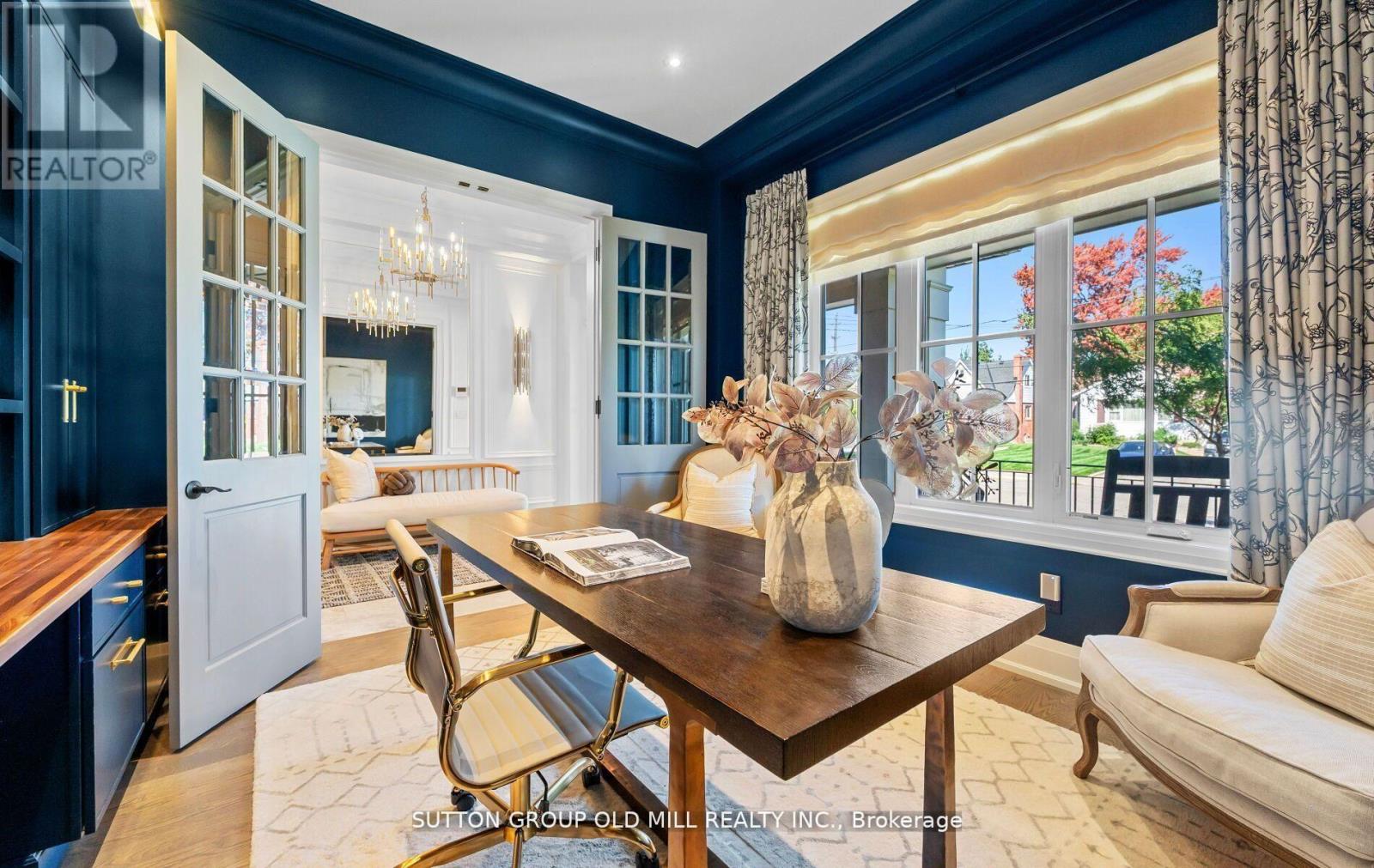 8 Cumberland Drive, Mississauga, Ontario  L5G 3M6 - Photo 6 - W13029484