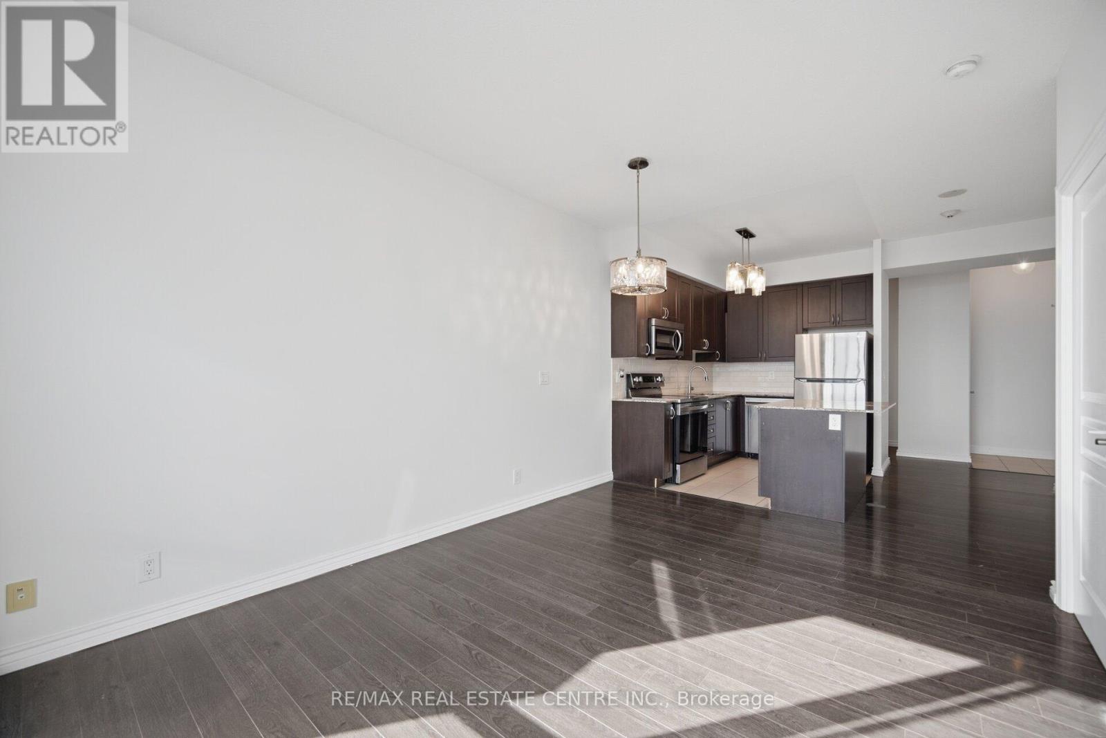 405 - 1940 Ironstone Drive, Burlington, Ontario  L7L 0E4 - Photo 18 - W13029516