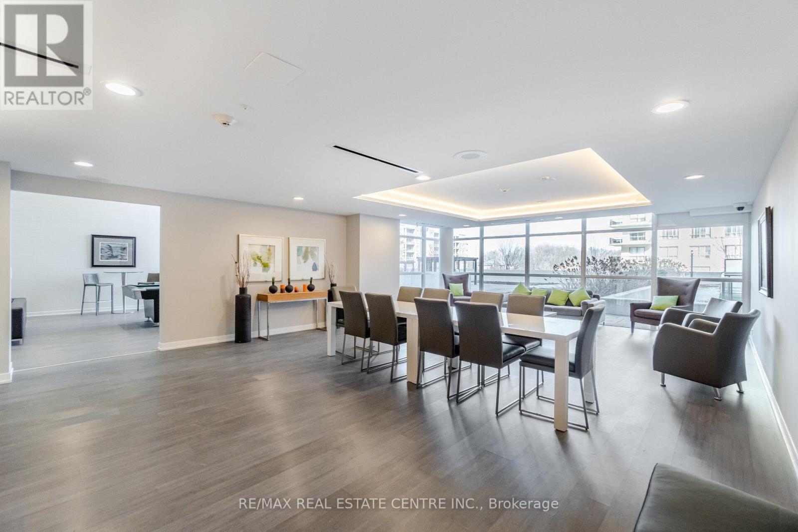 405 - 1940 Ironstone Drive, Burlington, Ontario  L7L 0E4 - Photo 37 - W13029516