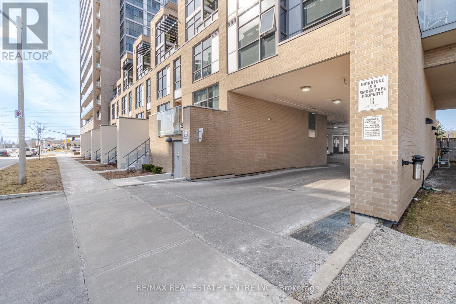 405 - 1940 Ironstone Drive, Burlington, Ontario  L7L 0E4 - Photo 48 - W13029516