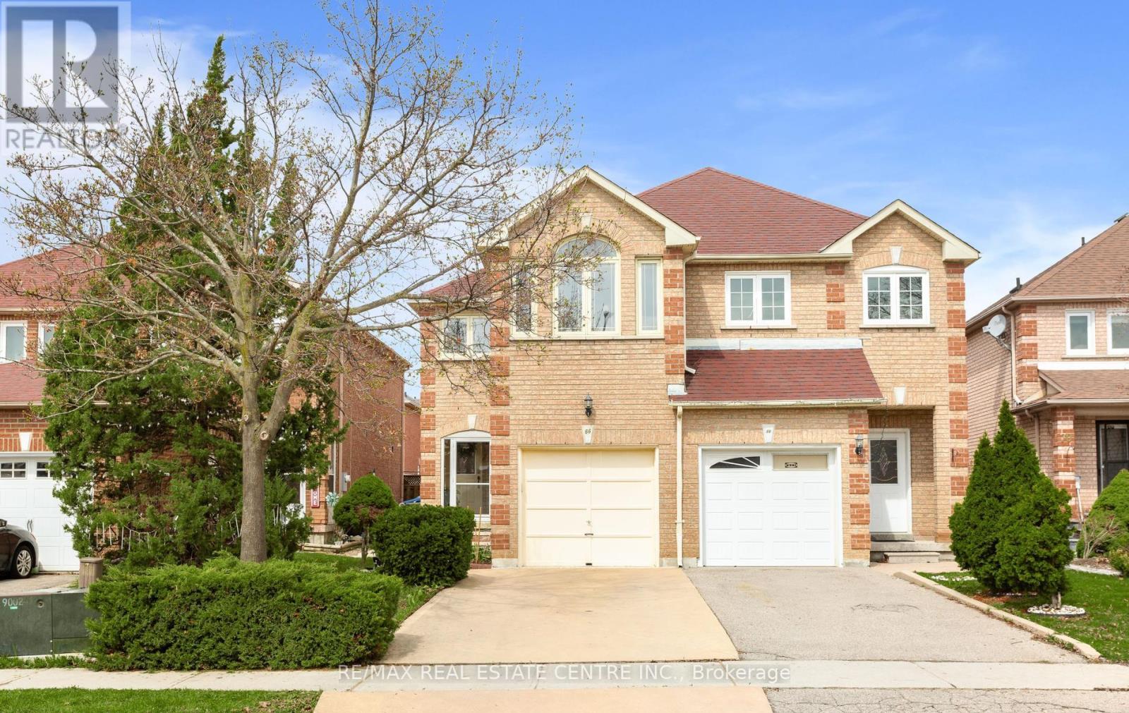 66 HERKES DRIVE, Brampton, Ontario