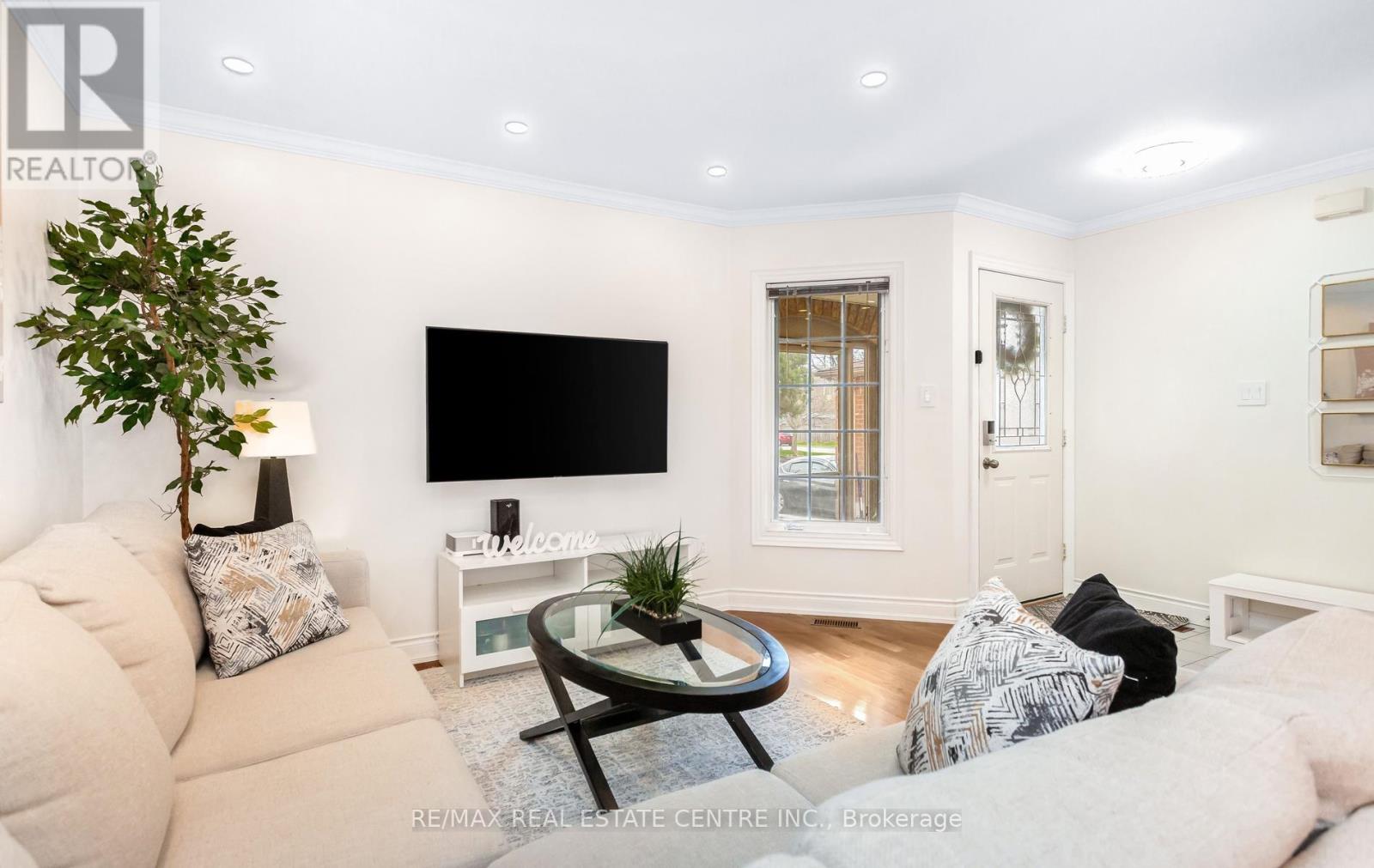 66 Herkes Drive, Brampton, Ontario  L6Y 4Z3 - Photo 8 - W13029534