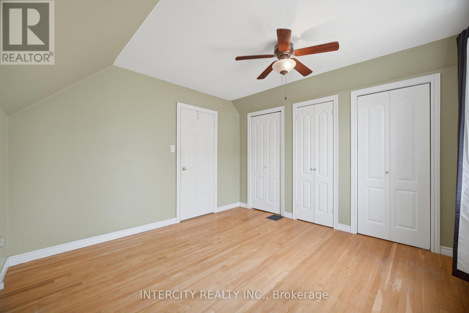 49 Mccaul Street, Brampton, Ontario  L6V 1J1 - Photo 25 - W13029606