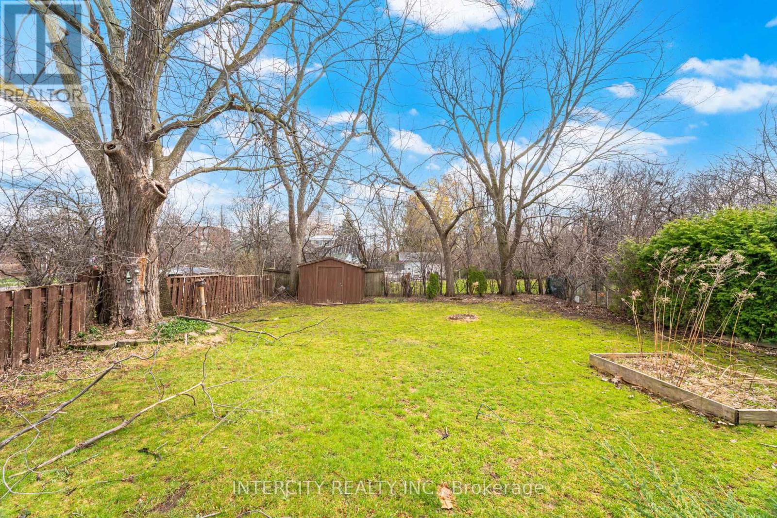 49 Mccaul Street, Brampton, Ontario  L6V 1J1 - Photo 43 - W13029606