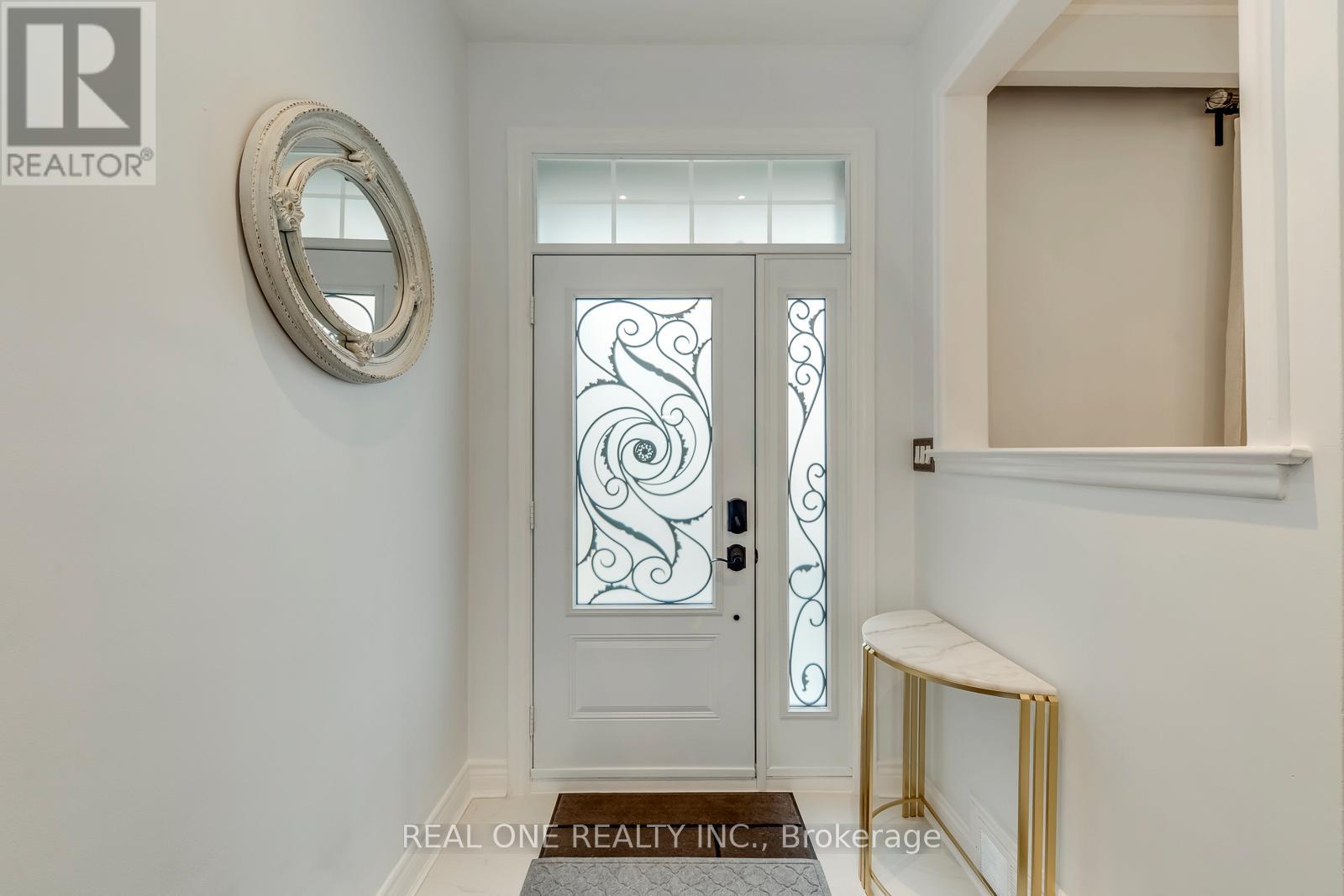 3537 Enniskillen Circle, Mississauga, Ontario  L5C 2M9 - Photo 11 - W13029612