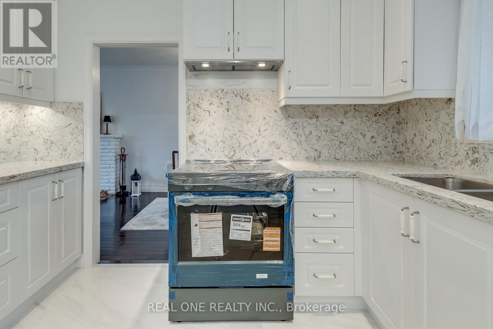 3537 Enniskillen Circle, Mississauga, Ontario  L5C 2M9 - Photo 17 - W13029612