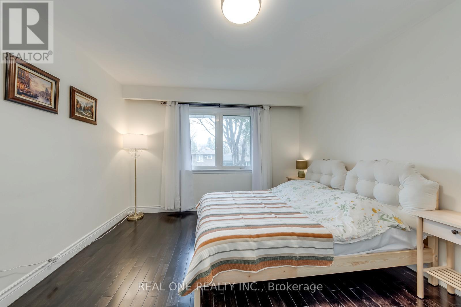 3537 Enniskillen Circle, Mississauga, Ontario  L5C 2M9 - Photo 21 - W13029612