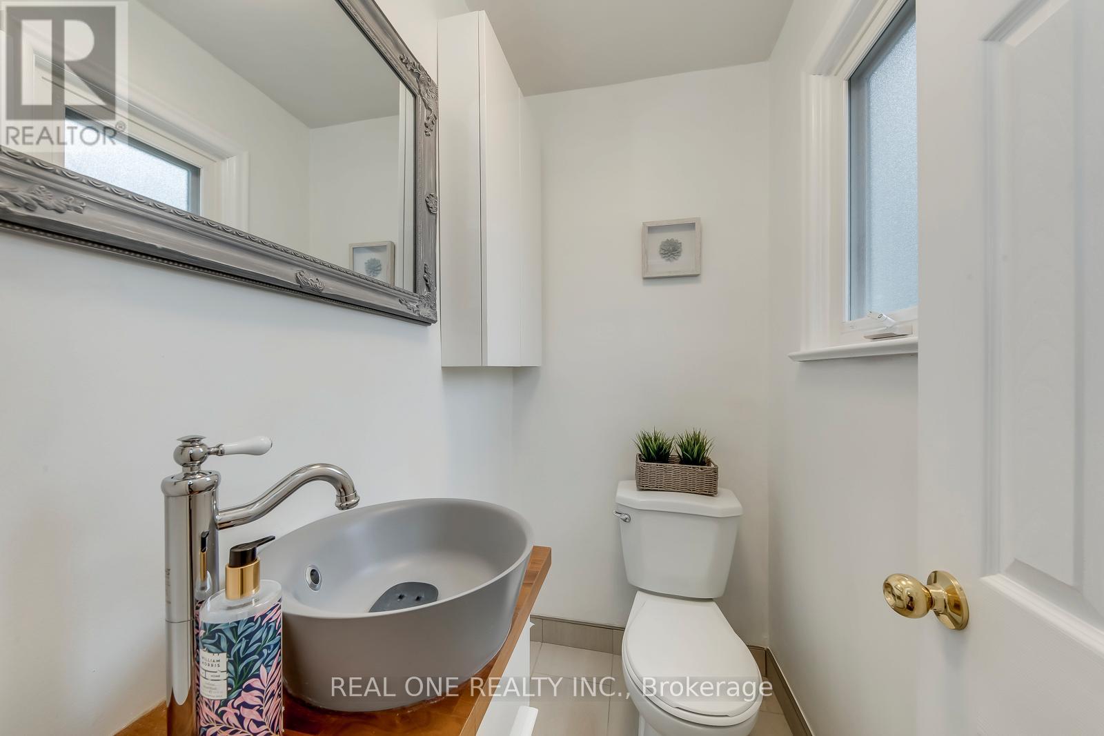 3537 Enniskillen Circle, Mississauga, Ontario  L5C 2M9 - Photo 26 - W13029612