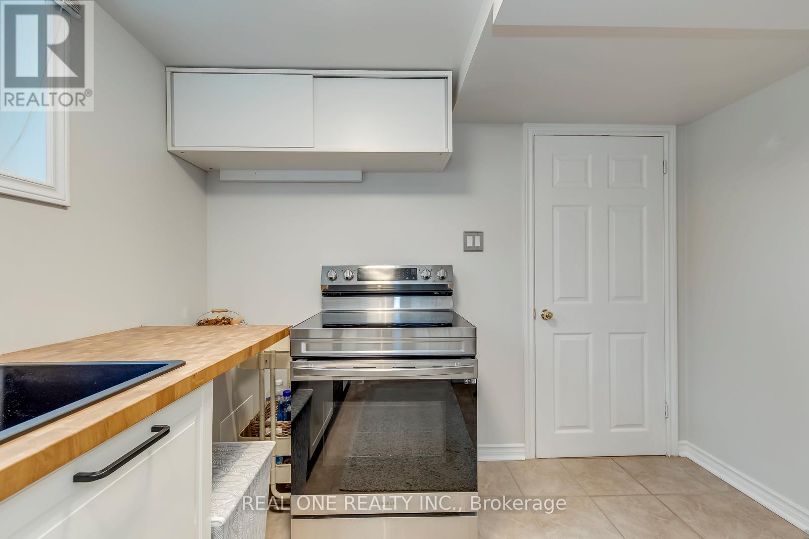 3537 Enniskillen Circle, Mississauga, Ontario  L5C 2M9 - Photo 32 - W13029612