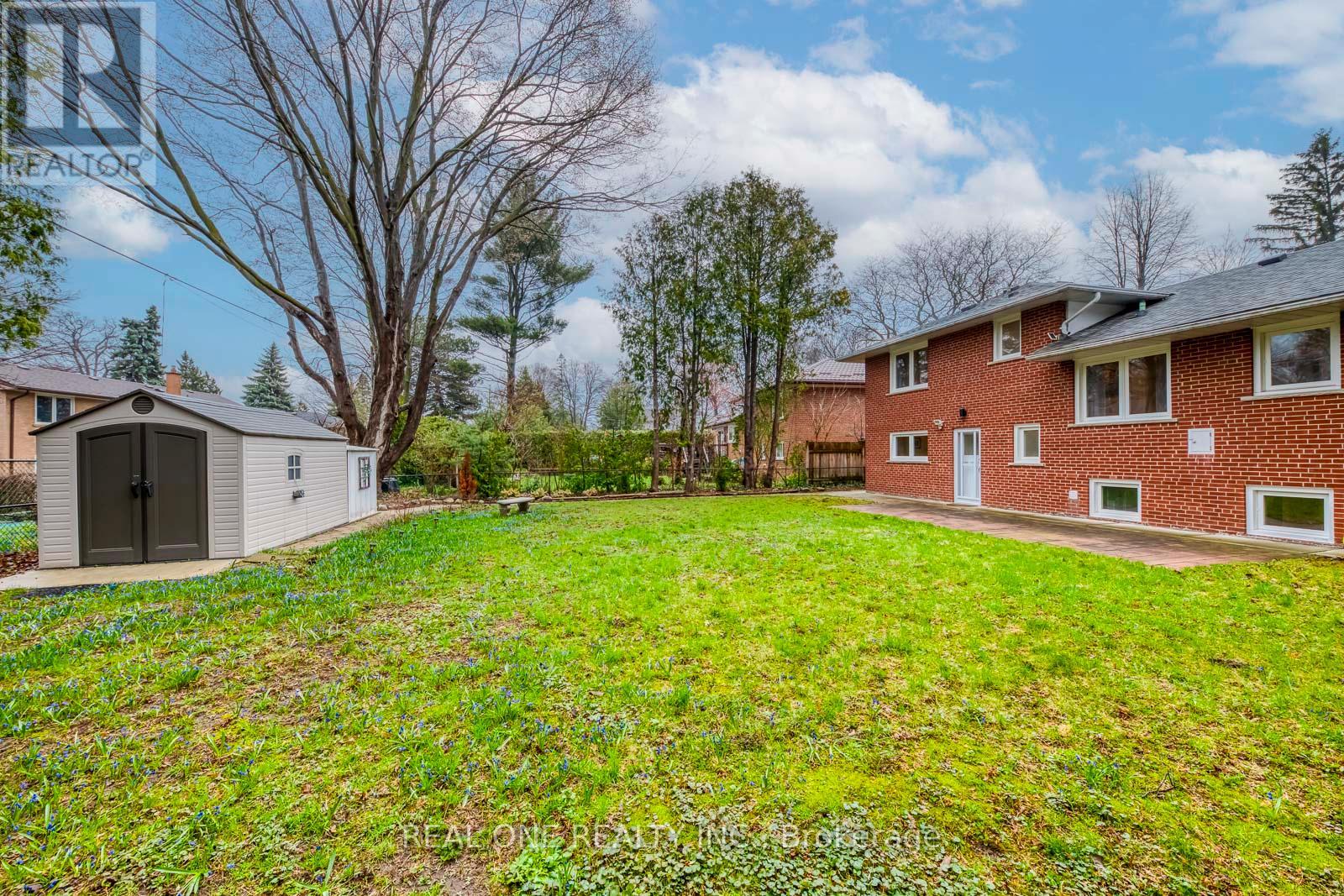 3537 Enniskillen Circle, Mississauga, Ontario  L5C 2M9 - Photo 37 - W13029612