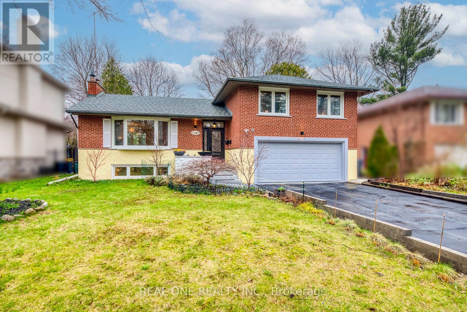 3537 Enniskillen Circle, Mississauga, Ontario  L5C 2M9 - Photo 9 - W13029612