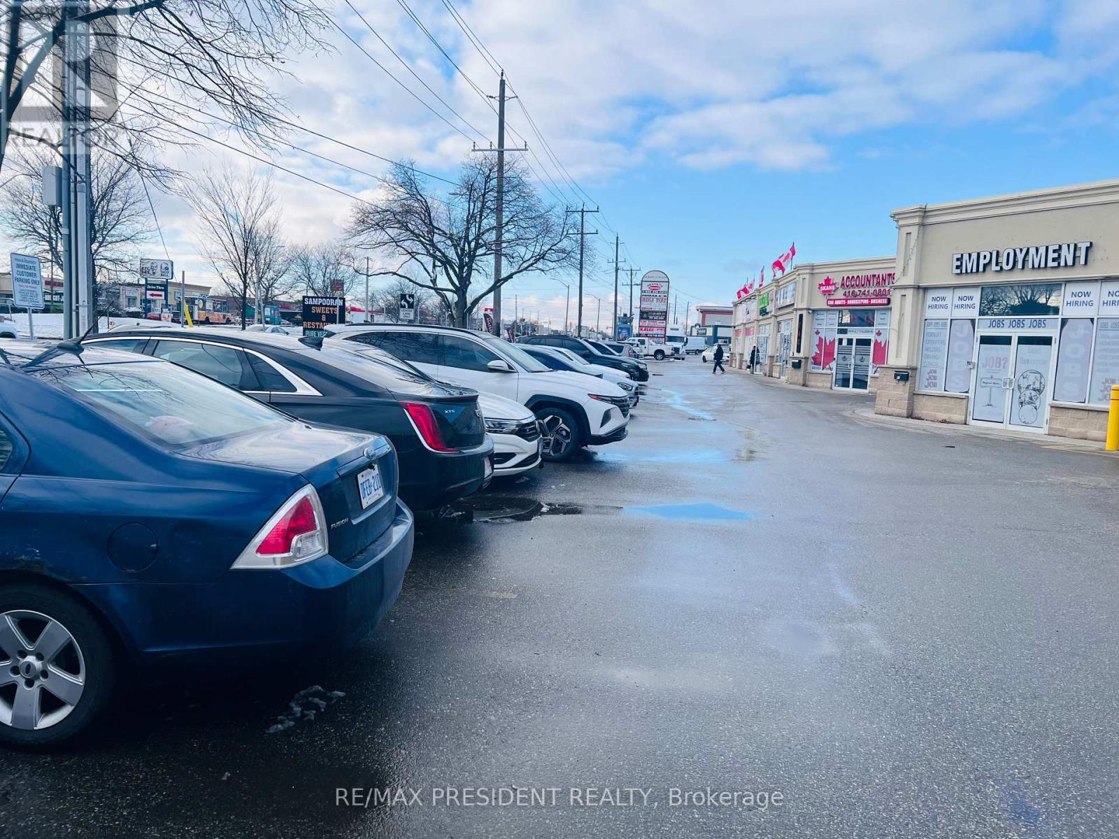 30 - 1772 ALBION ROAD, Toronto, Ontario