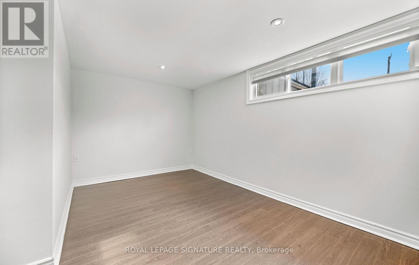 1207 Pinegrove Road, Oakville, Ontario  L6L 2W8 - Photo 17 - W13029688