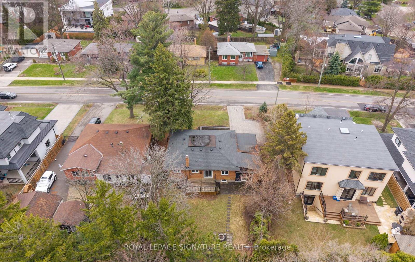 1207 Pinegrove Road, Oakville, Ontario  L6L 2W8 - Photo 29 - W13029688