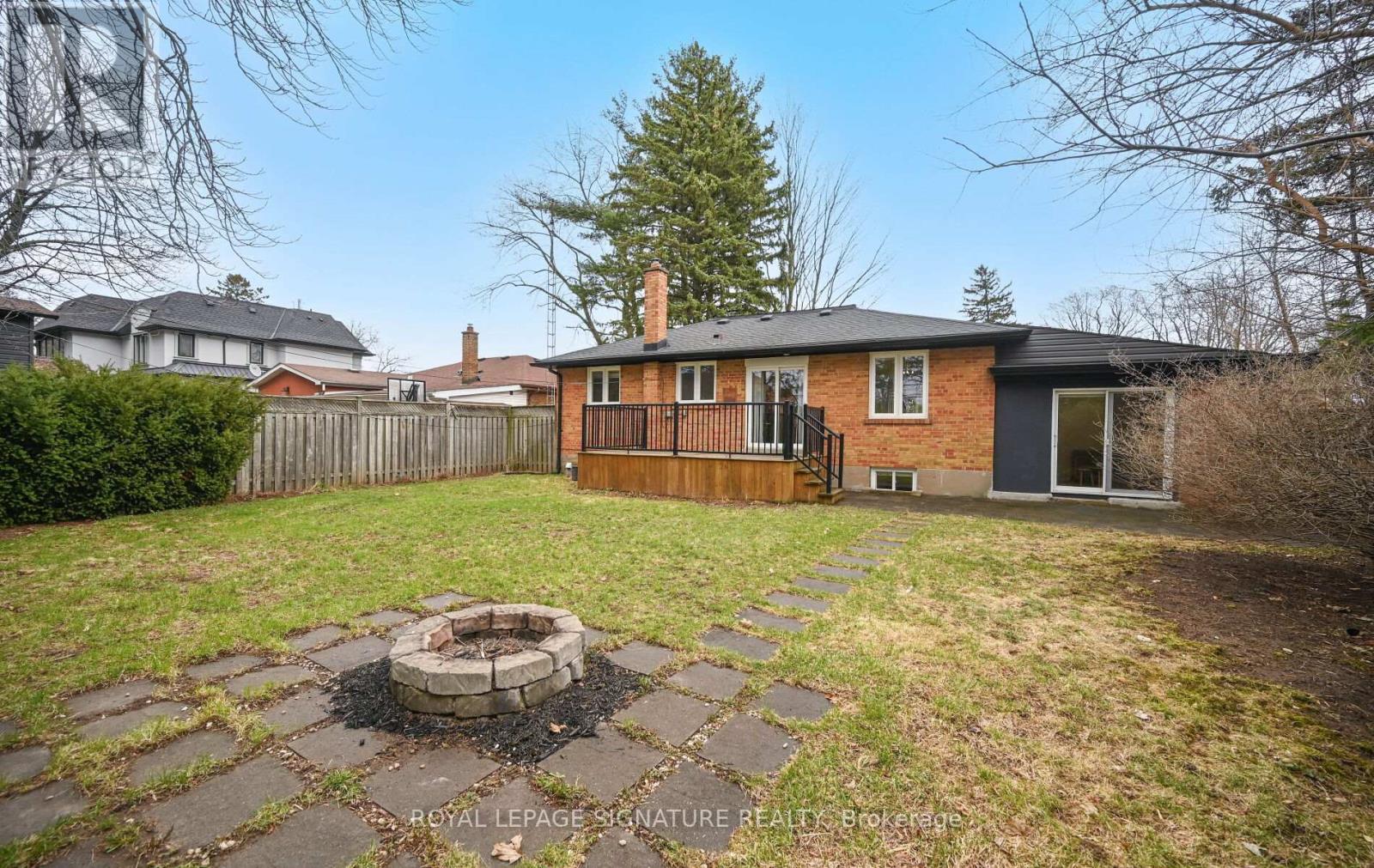 1207 Pinegrove Road, Oakville, Ontario  L6L 2W8 - Photo 30 - W13029688